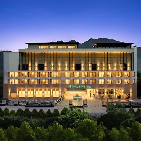Lemon Tree Hotel, Rishīkesh Εξωτερικό φωτογραφία