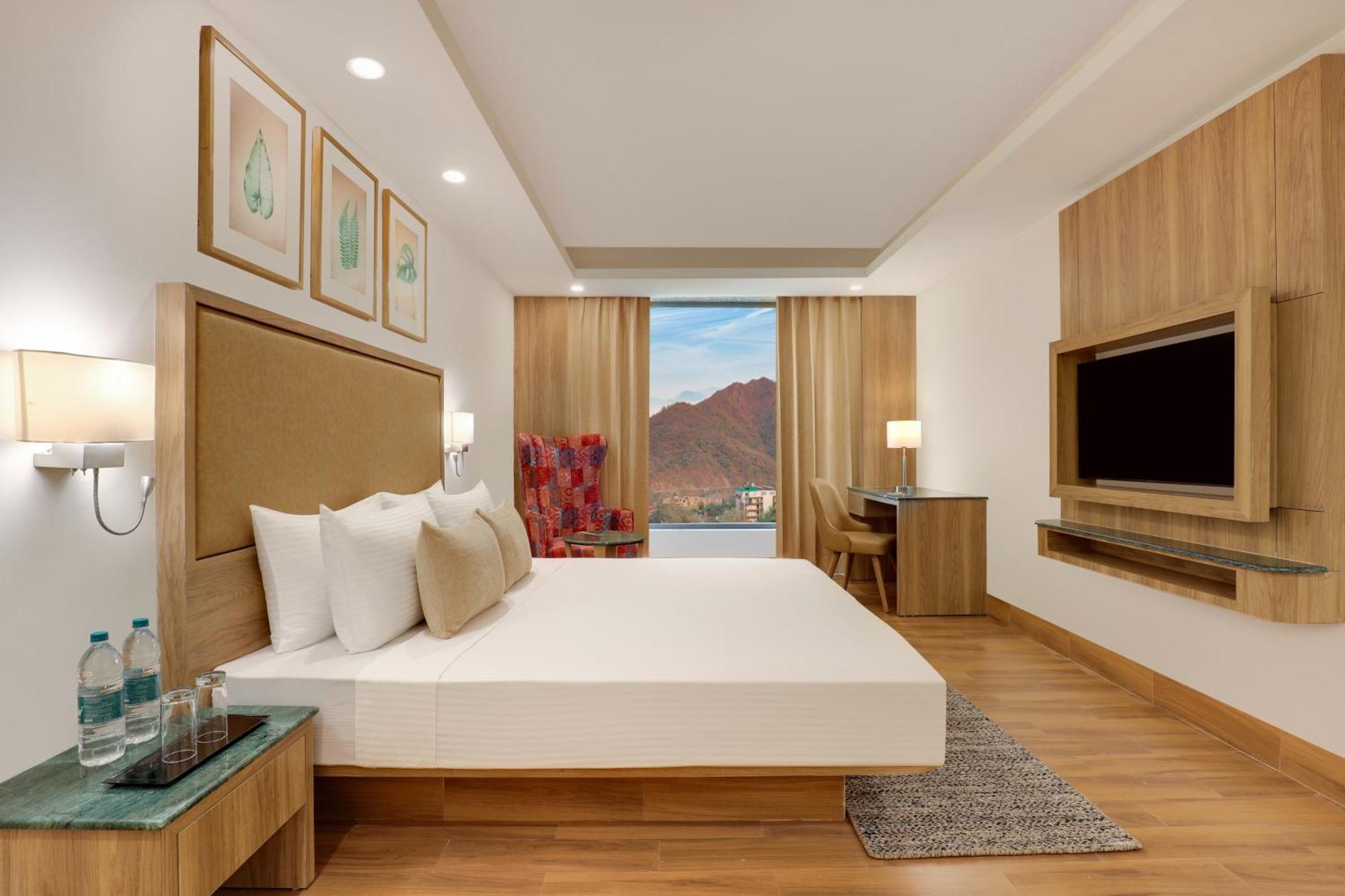 Lemon Tree Hotel, Rishīkesh Εξωτερικό φωτογραφία