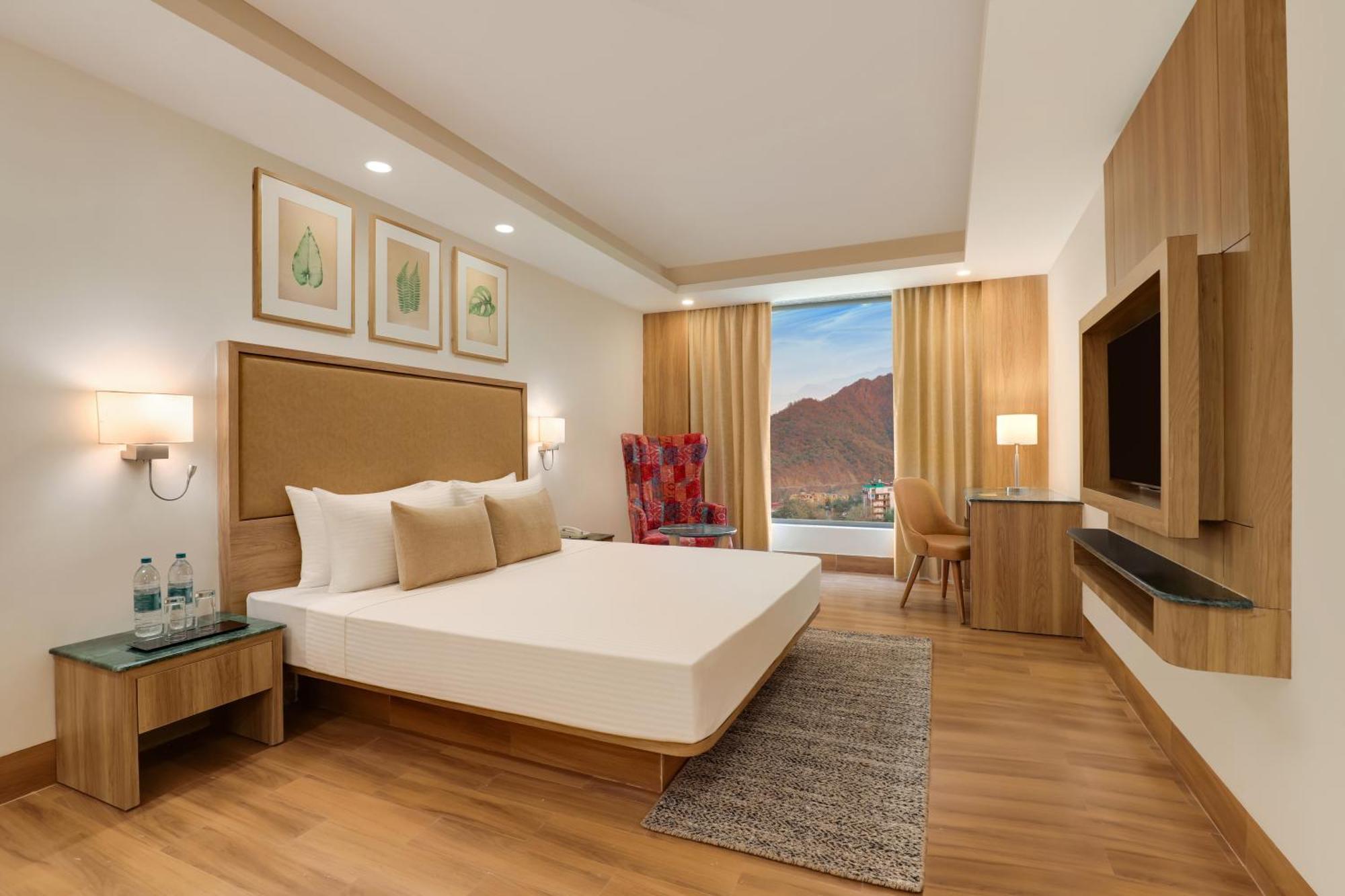 Lemon Tree Hotel, Rishīkesh Εξωτερικό φωτογραφία