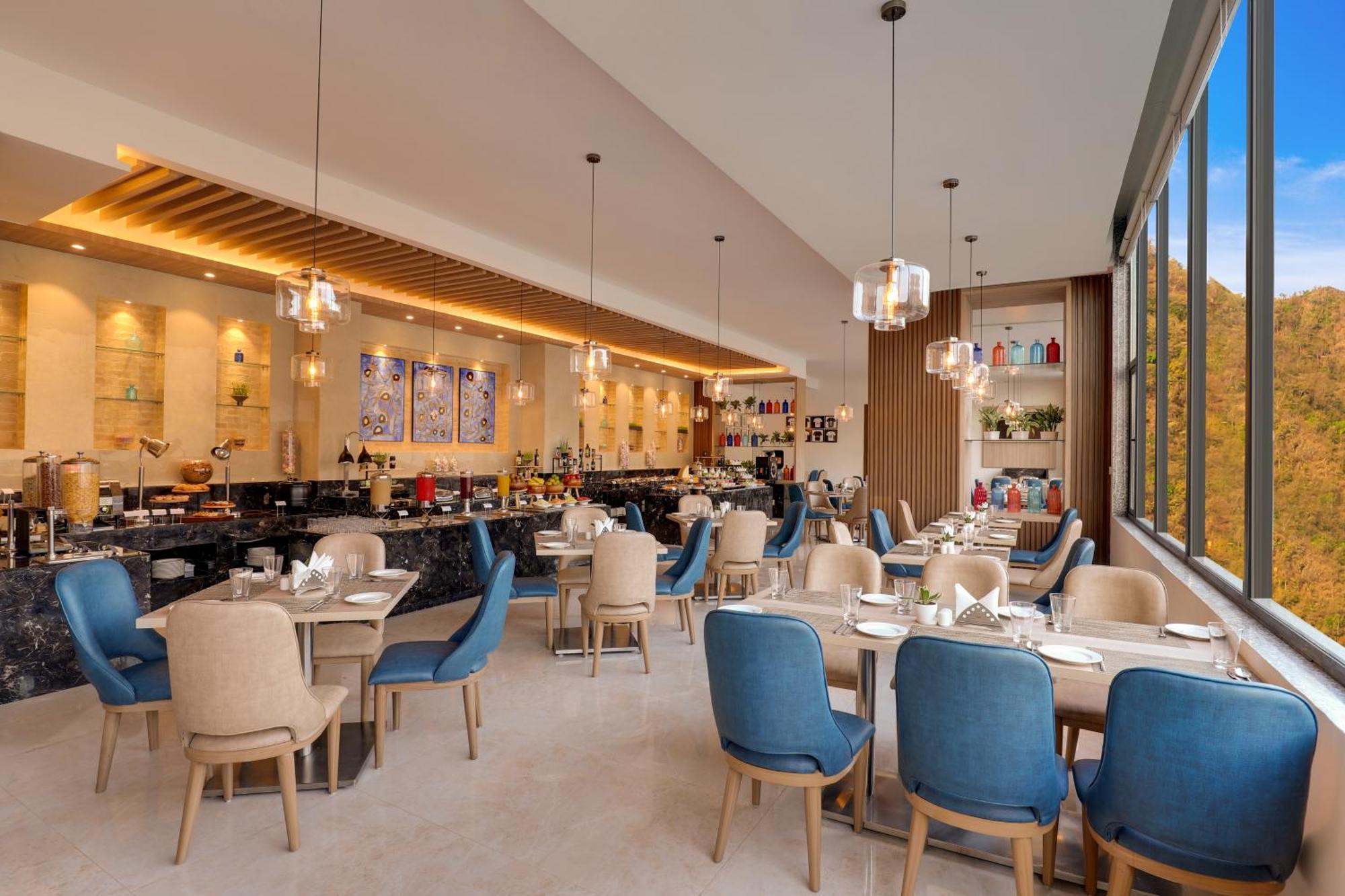 Lemon Tree Hotel, Rishīkesh Εξωτερικό φωτογραφία