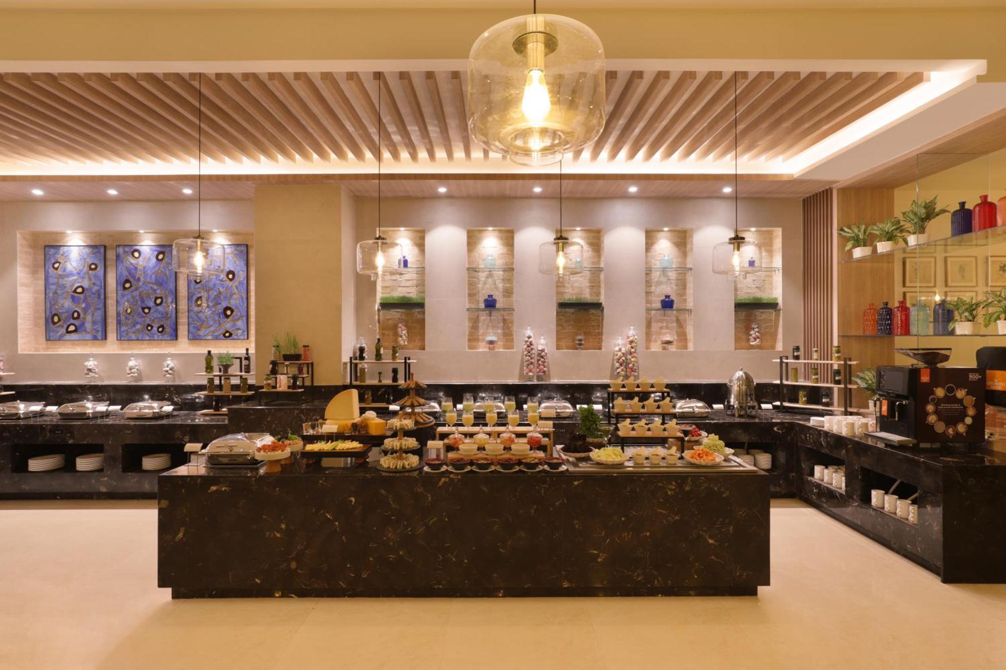 Lemon Tree Hotel, Rishīkesh Εξωτερικό φωτογραφία